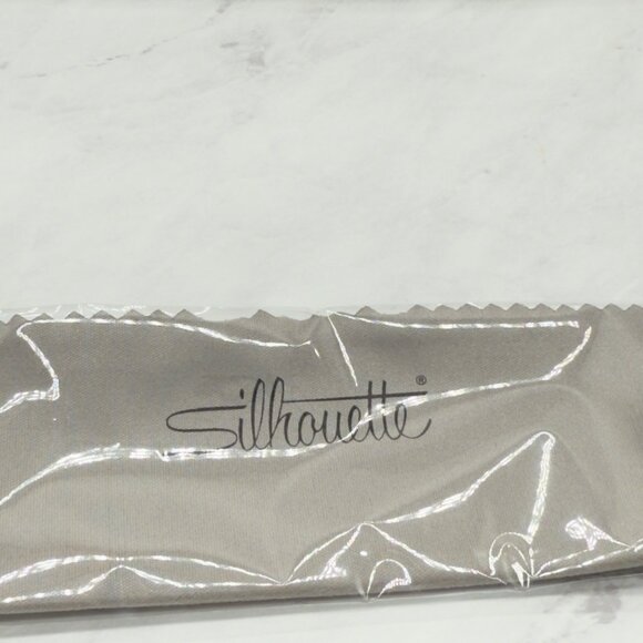 Silhouette Eyewear Case With Box & Cleaning Cloth - Picture 3 of 4